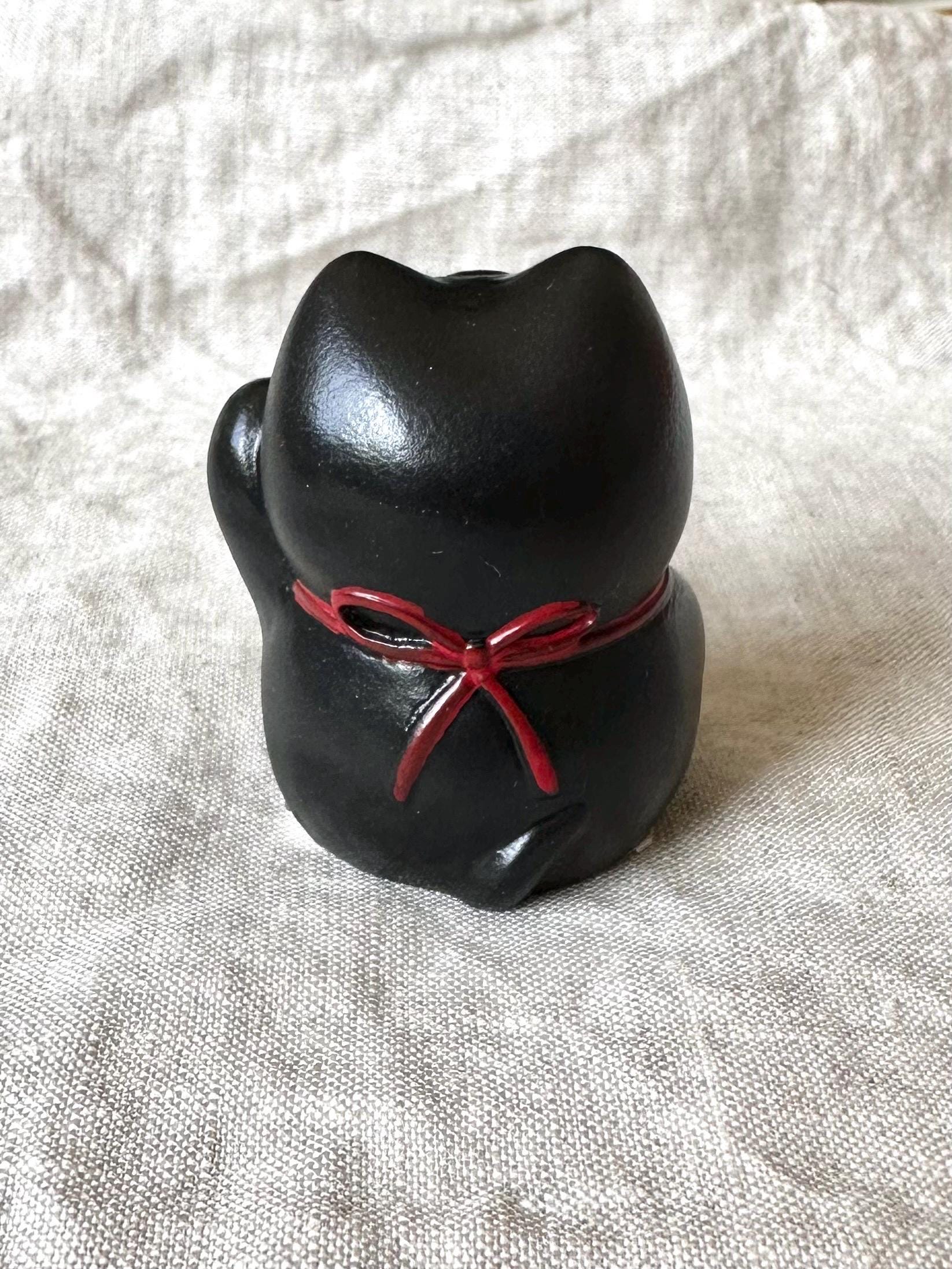 Lucky Cat Statue